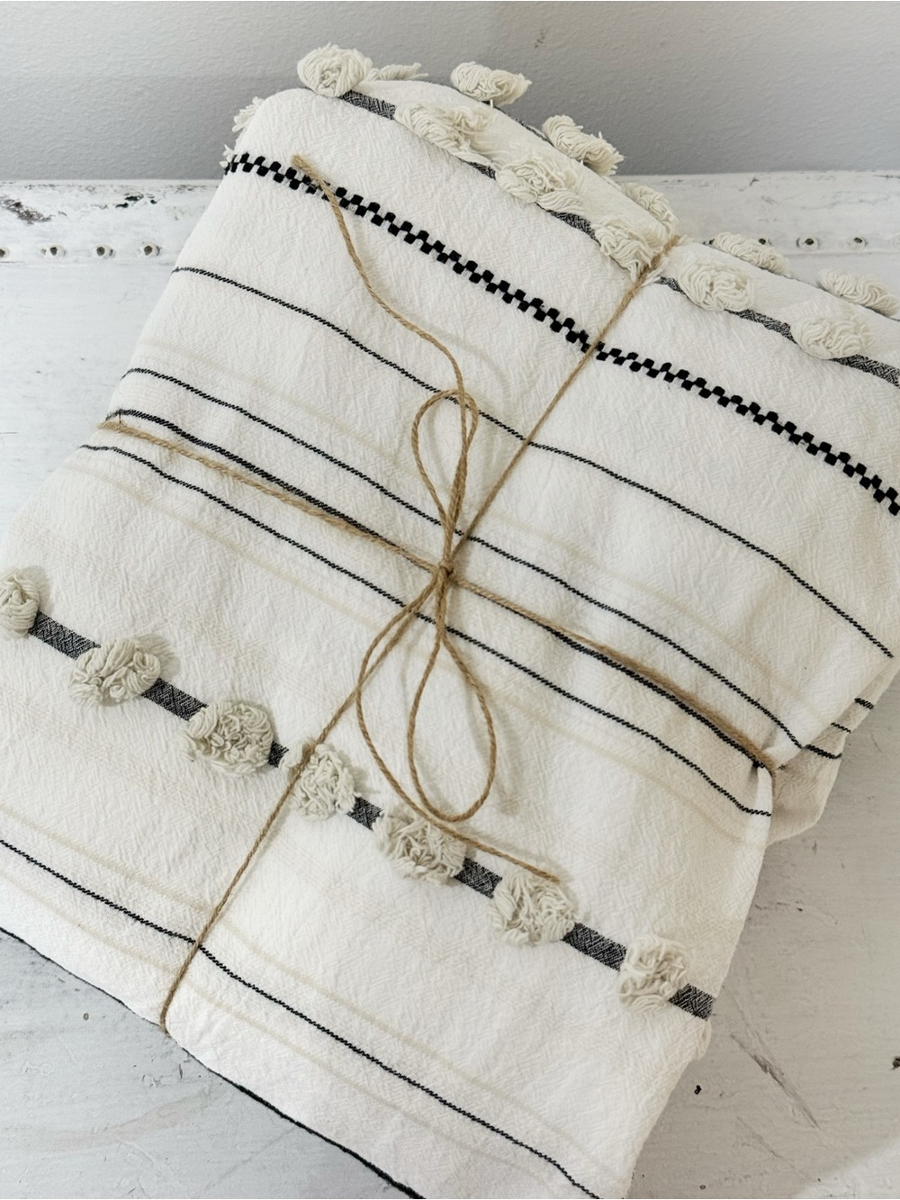 Rachel Zoe Duvet Cover Moroccan Pom Pom White Black Full Size